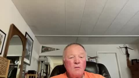 Snapshot of cookoosnest chatting on 11.09.25 cookoosnest online show from 11.09.25