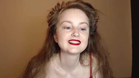 Snapshot of coolamber chatting on 10.12.25 Amber online show from 10.12.25