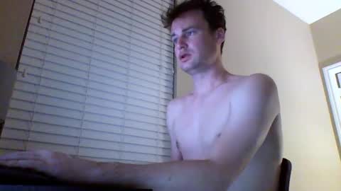 Snapshot of cooldude122222 chatting on 01.11.25 cooldude122222 online show from 01.11.25