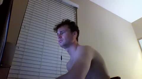 Snapshot of cooldude122222 chatting on 01.21.25 cooldude122222 online show from 01.21.25