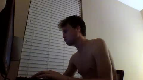 Snapshot of cooldude122222 chatting on 01.31.25 cooldude122222 online show from 01.31.25