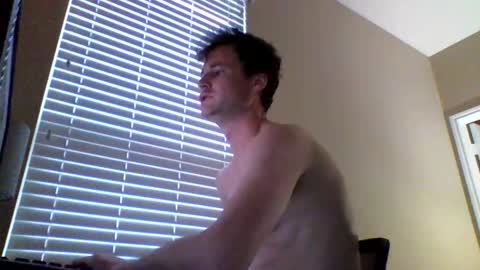 Snapshot of cooldude122222 chatting on 02.09.25 cooldude122222 online show from 02.09.25