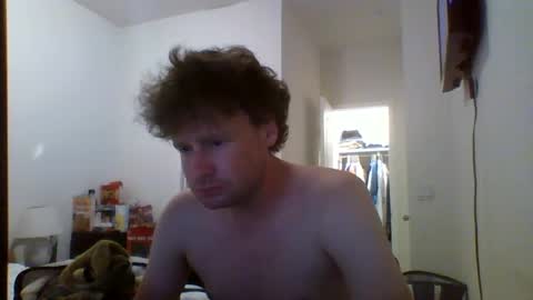 Snapshot of cooldude122222 chatting on 09.09.25 cooldude122222 online show from 09.09.25