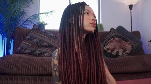 Snapshot of cooper_reds chatting on 01.28.25 ROSELL 3 online show from 01.28.25