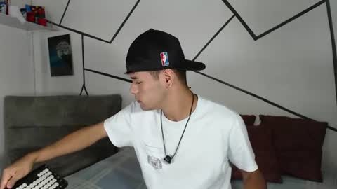 Snapshot of cooper_shiroo chatting on 07.09.26 shiro online show from 07.09.26