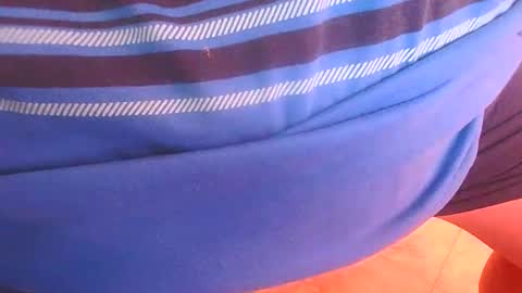 Snapshot of coquin375 chatting on 10.15.25 coquin375 online show from 10.15.25