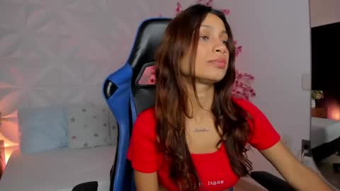 Snapshot of cora22_ chatting on 11.01.25 CORA online show from 11.01.25