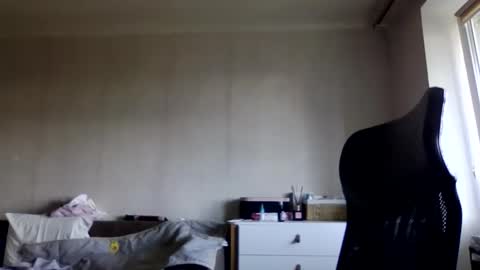 Snapshot of cora_fora chatting on 09.11.25 cora_fora online show from 09.11.25