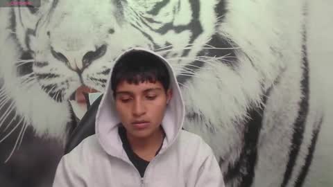 Snapshot of cora_gunn chatting on 02.06.25 Cora online show from 02.06.25