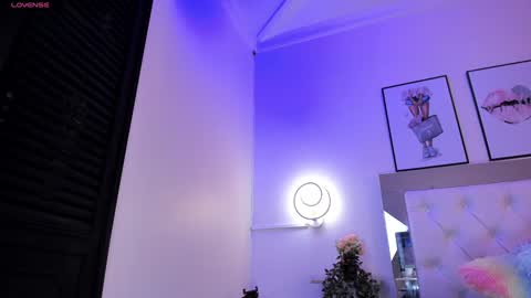 Cora  online show from 01.12.25