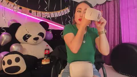 Coral  online show from 03.31.26