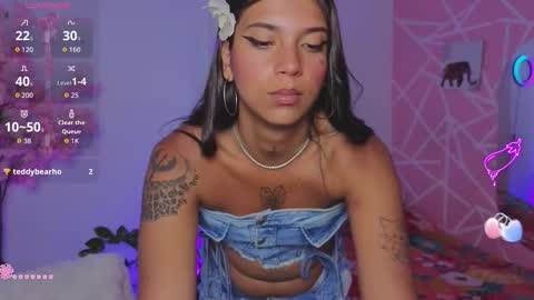 coral_larsson online show from 03.04.26