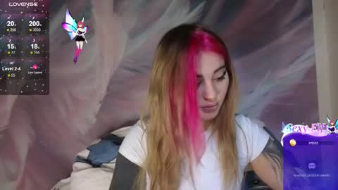 Snapshot of coralie20 chatting on 02.23.25 coralie20 online show from 02.23.25