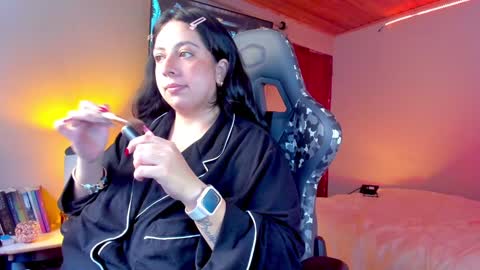 Snapshot of coraline_latin chatting on 12.24.24 Coraline online show from 12.24.24
