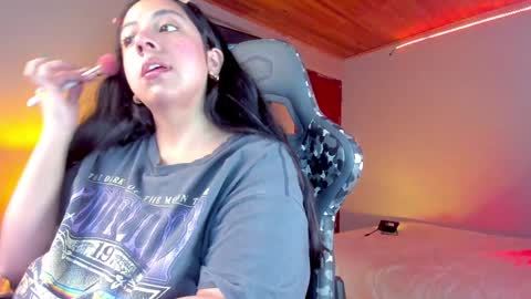 Snapshot of coraline_latin chatting on 01.08.25 Coraline online show from 01.08.25