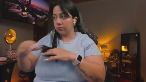 Snapshot of coraline_latin chatting on 02.12.25 Coraline online show from 02.12.25