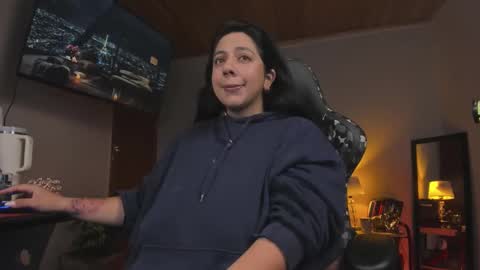 Snapshot of coraline_latin chatting on 02.16.25 Coraline online show from 02.16.25