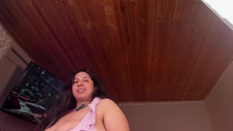 Snapshot of coraline_latin chatting on 02.27.25 Coraline online show from 02.27.25