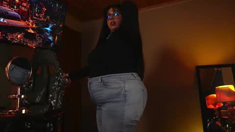 Snapshot of coraline_latin chatting on 09.15.25 Coraline online show from 09.15.25