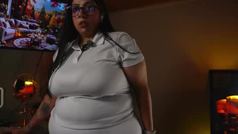 Snapshot of coraline_latin chatting on 09.20.25 Coraline online show from 09.20.25