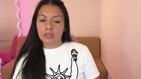 Carolina  online show from 02.05.25