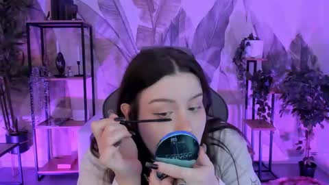 little girl who is always right or Coraline online show from 10.21.25