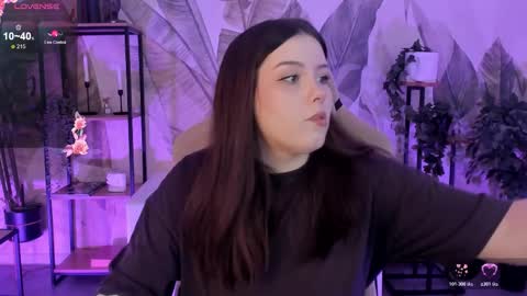 little girl who is always right or Coraline online show from 11.07.25