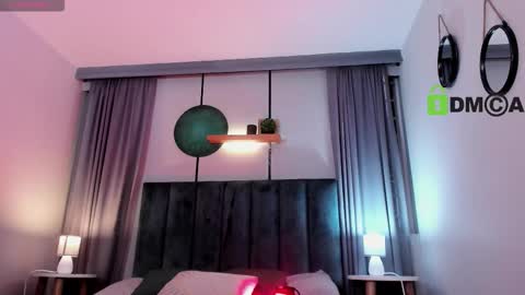 Coral Stefani online show from 11.04.25