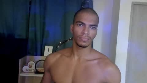 Snapshot of coreyglover chatting on 04.27.26 CoreyGlover online show from 04.27.26