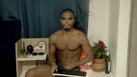 Snapshot of coreyglover chatting on 06.05.26 CoreyGlover online show from 06.05.26