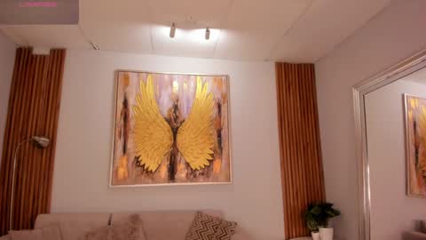 Snapshot of corinnah chatting on 01.14.25 Cori online show from 01.14.25