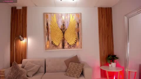 Snapshot of corinnah chatting on 01.17.25 Cori online show from 01.17.25