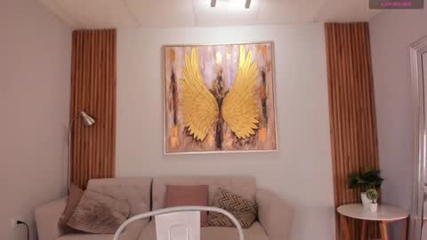 Snapshot of corinnah chatting on 02.06.25 Cori online show from 02.06.25