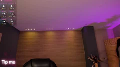 Corinne Russo online show from 03.26.26