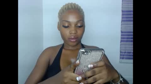 Snapshot of cornxcunt chatting on 10.24.25 cornxcunt online show from 10.24.25