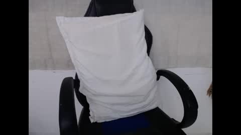 corolaxxl online show from 11.25.25