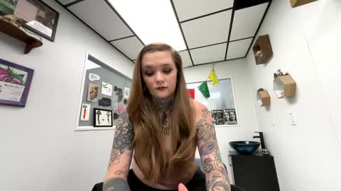 Snapshot of corpsechick chatting on 12.17.24 corpsechick online show from 12.17.24