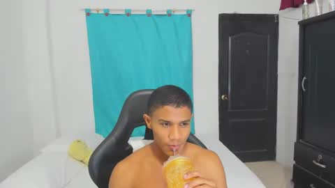 Snapshot of corzoethan chatting on 09.30.25 Ethan online show from 09.30.25