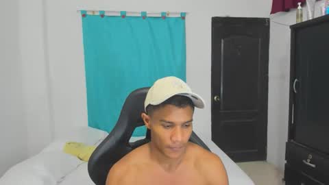 Snapshot of corzoethan chatting on 10.02.25 Ethan online show from 10.02.25