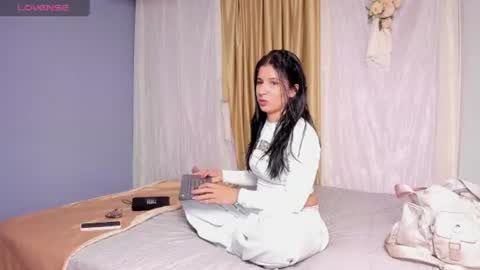 Lunita online show from 06.14.26