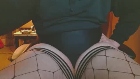 cosmicjones88 online show from 01.20.25