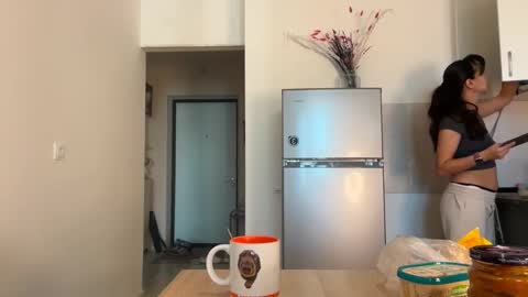 Snapshot of cosmo_pussy chatting on 11.19.25 Lina online show from 11.19.25