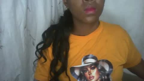 couleur_vanille online show from 11.03.25