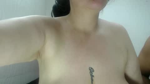 couple_milk_rs online show from 12.15.24