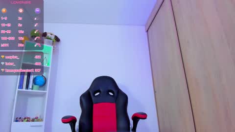 Snapshot of couple_of_your_dreams_ chatting on 03.11.25 Kay online show from 03.11.25