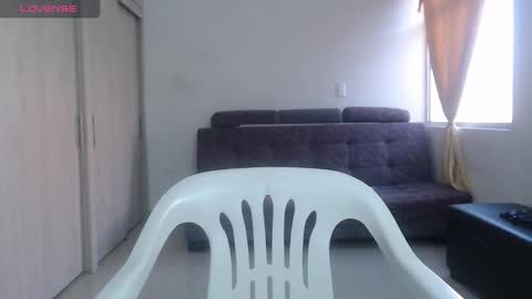  ALEJANDRO Y EMILY  online show from 11.07.25