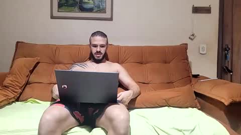 Snapshot of couplehot1515 chatting on 03.02.25 couplehot1515 online show from 03.02.25