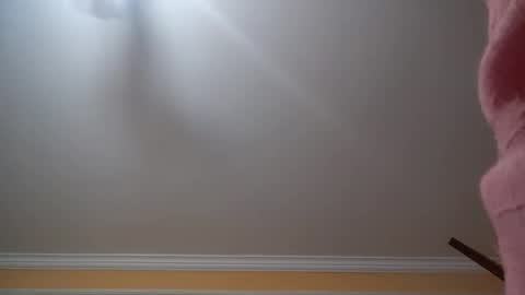 Snapshot of couplehot1515 chatting on 09.22.25 couplehot1515 online show from 09.22.25