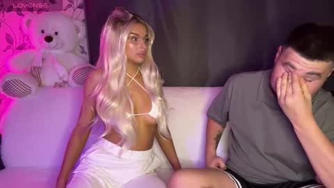 Snapshot of coupleinspire chatting on 10.16.25 Emily Ryan online show from 10.16.25