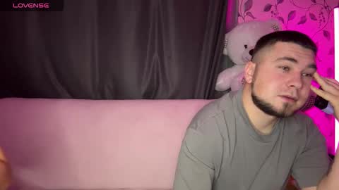 Snapshot of coupleinspire chatting on 11.07.25 Emily Ryan online show from 11.07.25